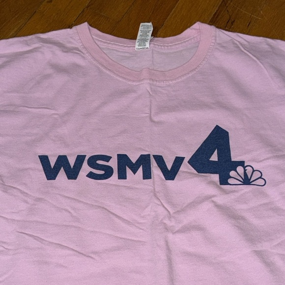 WSMV-TV4 CHANNEL 4 NEWS NASHVILLE TN Pink Graphic T-Shirt Adult Unisex MED - Picture 1 of 6